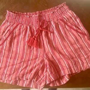 Striped red Shorts with Tassel Tie Briggs M